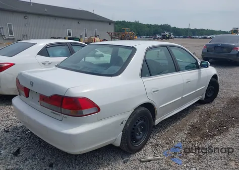 2001 Honda Accord 2.3 Lx z USA, uszkodzony, nr VIN 1HGCG56441A145197